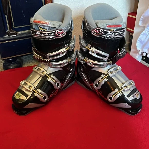 Nordica Natural Foot Stance Size 26.5 - Picture 4 of 12